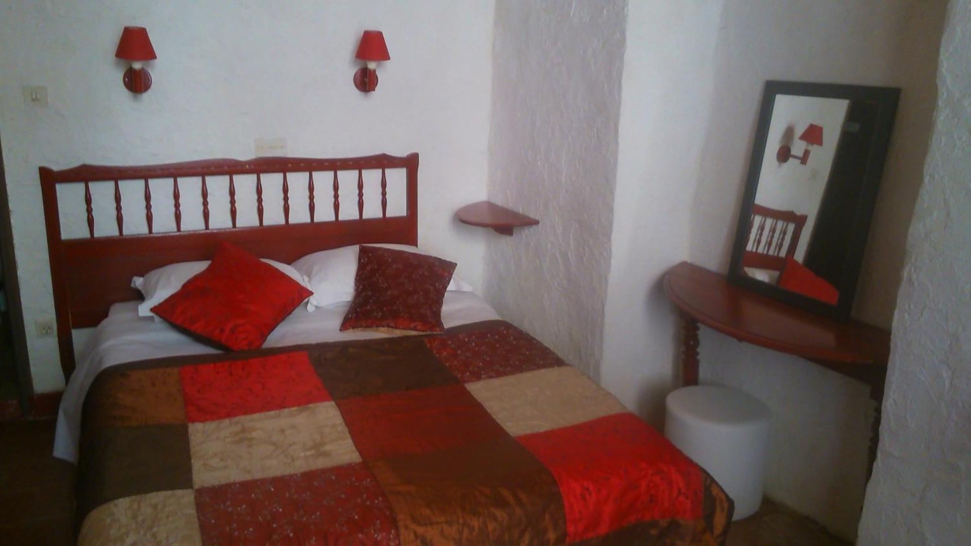Auberge Cocagne Avèze Exteriör bild